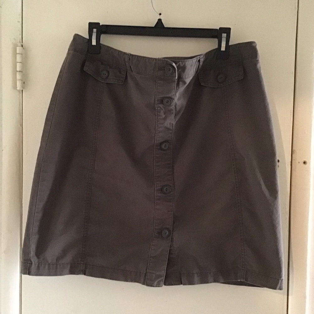 Olive Green Size 14 Skirt New York & Company